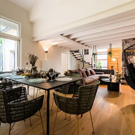 Victoria Garden Keyweek Villa With Patio In Downtown Biarritz Villa