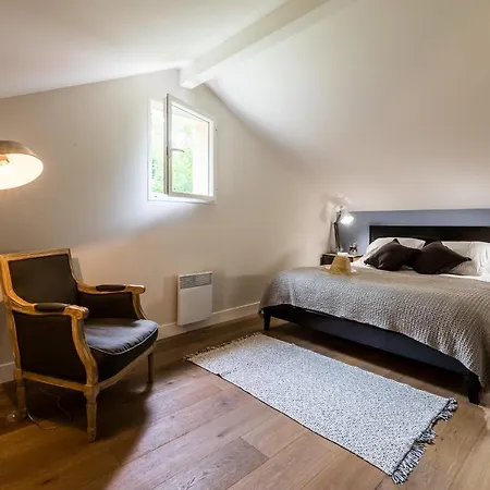 Victoria Garden Keyweek Villa With Patio In Downtown Biarritz