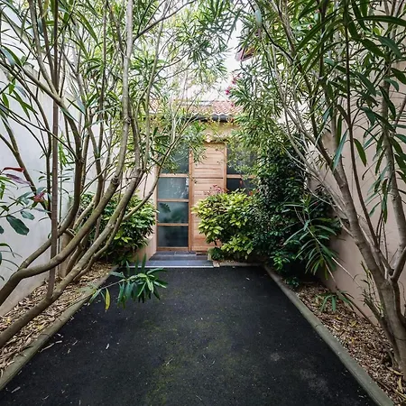 Victoria Garden Keyweek Villa With Patio In Downtown Biarritz