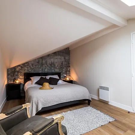 Victoria Garden Keyweek Villa With Patio In Downtown Biarritz